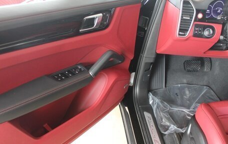 Porsche Cayenne III, 2025 год, 16 700 000 рублей, 19 фотография