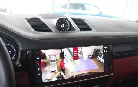 Porsche Cayenne III, 2025 год, 16 700 000 рублей, 17 фотография