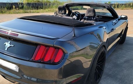 Ford Mustang VI рестайлинг, 2016 год, 1 036 575 рублей, 7 фотография
