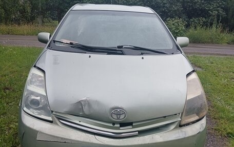Toyota Prius, 2008 год, 550 000 рублей, 15 фотография