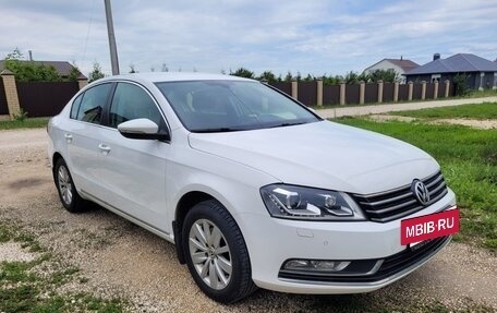 Volkswagen Passat B7, 2013 год, 1 250 000 рублей, 2 фотография