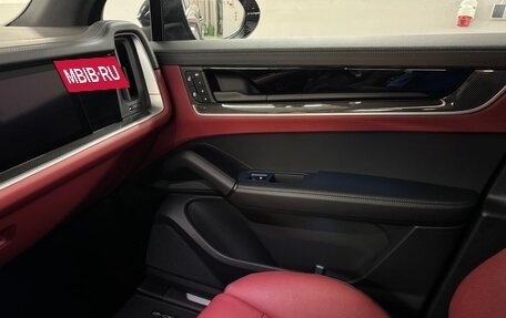Porsche Cayenne III, 2025 год, 21 900 000 рублей, 8 фотография