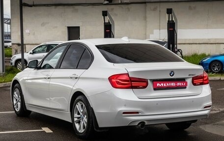 BMW 3 серия, 2018 год, 1 799 000 рублей, 10 фотография