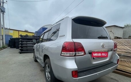 Toyota Land Cruiser 200, 2011 год, 3 000 000 рублей, 5 фотография