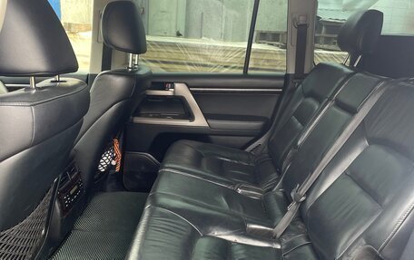 Toyota Land Cruiser 200, 2011 год, 3 000 000 рублей, 13 фотография