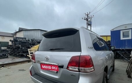 Toyota Land Cruiser 200, 2011 год, 3 000 000 рублей, 2 фотография