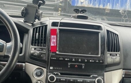 Toyota Land Cruiser 200, 2011 год, 3 000 000 рублей, 11 фотография