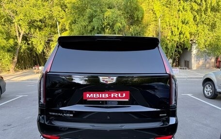 Cadillac Escalade V, 2021 год, 9 700 000 рублей, 3 фотография