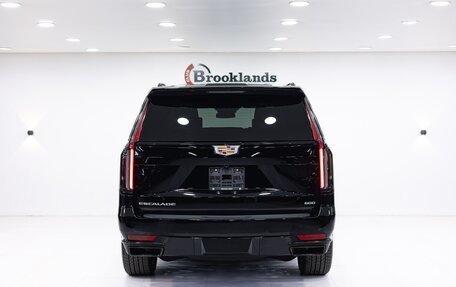 Cadillac Escalade V, 2024 год, 18 390 000 рублей, 5 фотография