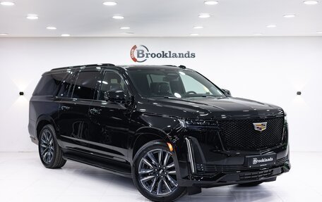 Cadillac Escalade V, 2024 год, 18 390 000 рублей, 3 фотография
