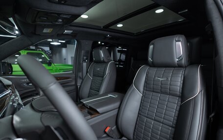 Cadillac Escalade V, 2024 год, 18 390 000 рублей, 10 фотография