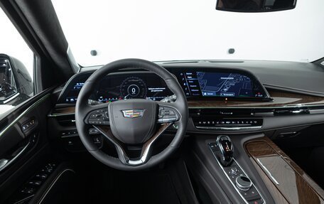 Cadillac Escalade V, 2024 год, 18 390 000 рублей, 12 фотография