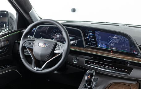 Cadillac Escalade V, 2024 год, 18 390 000 рублей, 18 фотография