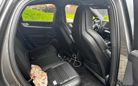 Porsche Cayenne III, 2024 год, 12 000 000 рублей, 14 фотография