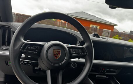 Porsche Cayenne III, 2024 год, 12 000 000 рублей, 17 фотография