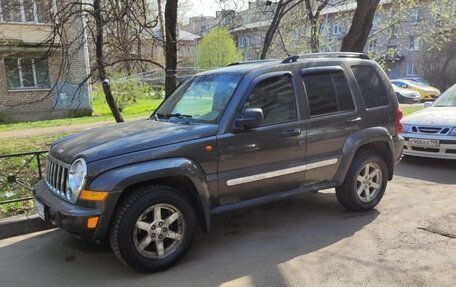 Jeep Cherokee, 2006 год, 700 000 рублей, 3 фотография