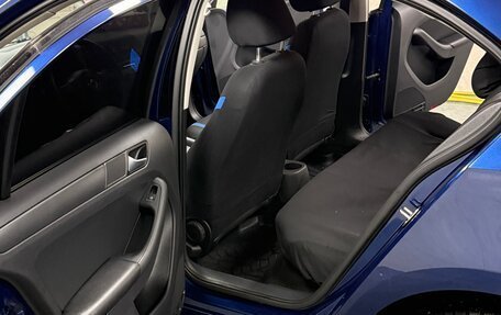 Volkswagen Jetta VI, 2014 год, 1 000 000 рублей, 7 фотография