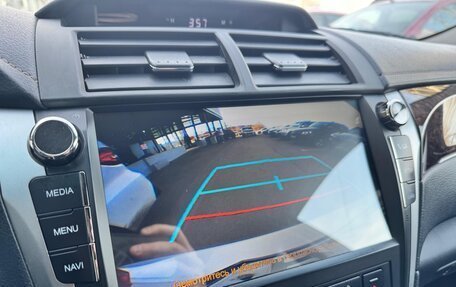 Toyota Camry, 2017 год, 2 135 000 рублей, 10 фотография