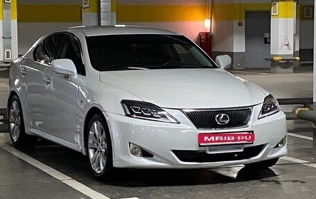 Lexus IS II рестайлинг 2, 2006 год, 1 180 000 рублей, 1 фотография