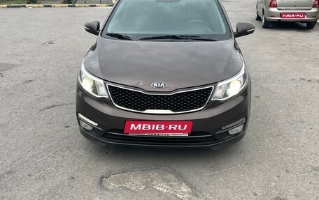 KIA Rio III рестайлинг, 2017 год, 1 049 000 рублей, 1 фотография