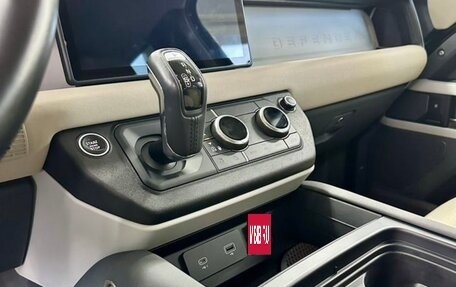 Land Rover Defender II, 2021 год, 5 980 000 рублей, 7 фотография