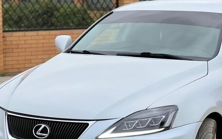 Lexus IS II рестайлинг 2, 2006 год, 1 180 000 рублей, 2 фотография
