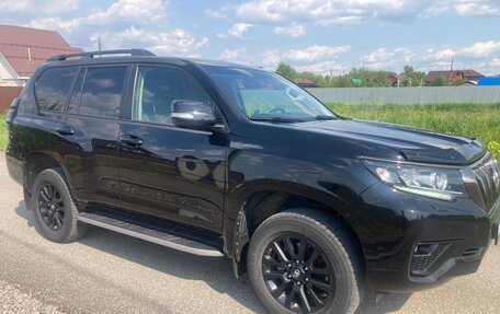Toyota Land Cruiser Prado 150 рестайлинг 2, 2020 год, 5 370 000 рублей, 5 фотография