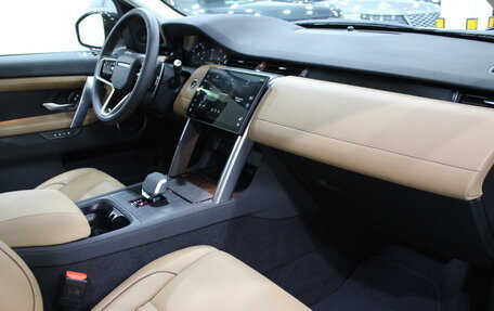 Land Rover Discovery Sport I рестайлинг, 2025 год, 6 290 000 рублей, 29 фотография