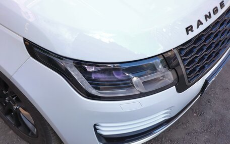 Land Rover Range Rover IV рестайлинг, 2018 год, 5 900 000 рублей, 9 фотография