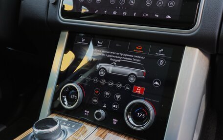Land Rover Range Rover IV рестайлинг, 2018 год, 5 900 000 рублей, 32 фотография