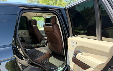 Land Rover Range Rover IV рестайлинг, 2016 год, 5 900 000 рублей, 9 фотография