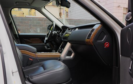 Land Rover Range Rover IV рестайлинг, 2018 год, 5 900 000 рублей, 34 фотография