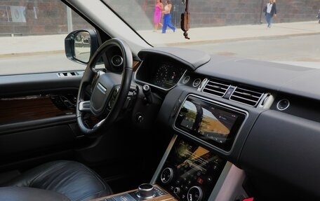 Land Rover Range Rover IV рестайлинг, 2018 год, 5 900 000 рублей, 31 фотография