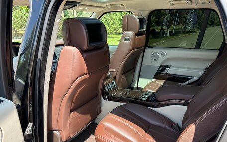 Land Rover Range Rover IV рестайлинг, 2016 год, 5 900 000 рублей, 14 фотография