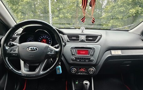 KIA Rio III рестайлинг, 2014 год, 945 000 рублей, 10 фотография