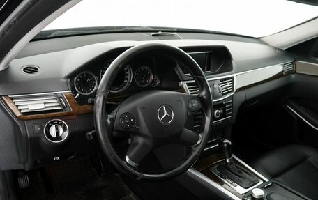 Mercedes-Benz E-Класс, 2011 год, 1 150 000 рублей, 9 фотография