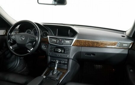 Mercedes-Benz E-Класс, 2011 год, 1 150 000 рублей, 11 фотография