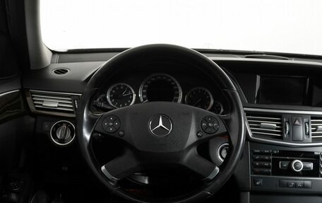 Mercedes-Benz E-Класс, 2011 год, 1 150 000 рублей, 16 фотография