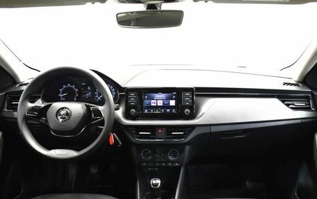 Skoda Rapid II, 2020 год, 1 439 000 рублей, 6 фотография