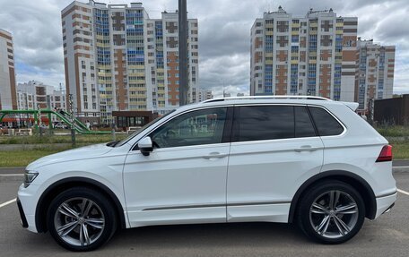 Volkswagen Tiguan II, 2017 год, 3 380 000 рублей, 4 фотография