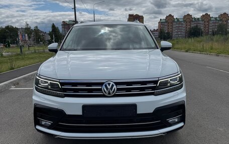 Volkswagen Tiguan II, 2017 год, 3 380 000 рублей, 1 фотография