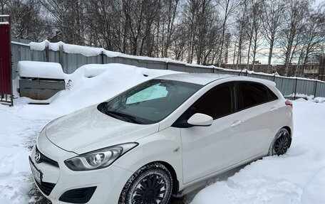 Hyundai i30 II рестайлинг, 2014 год, 990 000 рублей, 3 фотография