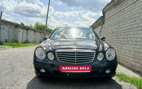 Mercedes-Benz E-Класс, 2003 год, 780 000 рублей, 2 фотография