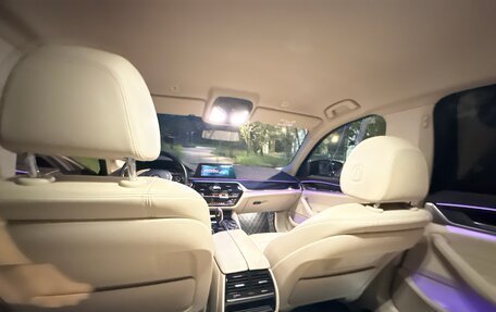 BMW 5 серия, 2019 год, 3 200 000 рублей, 24 фотография