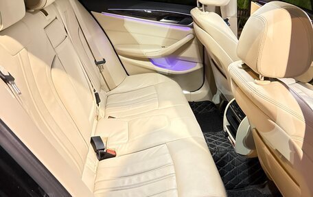 BMW 5 серия, 2019 год, 3 200 000 рублей, 34 фотография