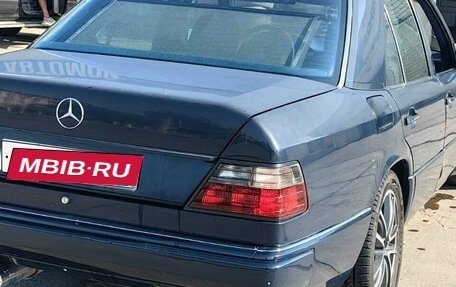 Mercedes-Benz E-Класс, 2001 год, 550 000 рублей, 9 фотография