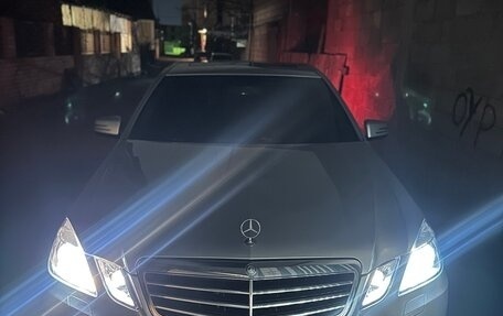 Mercedes-Benz E-Класс, 2009 год, 1 435 000 рублей, 13 фотография