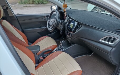 Hyundai Solaris II рестайлинг, 2019 год, 1 120 000 рублей, 8 фотография