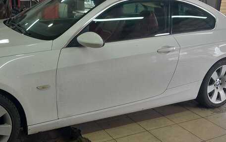BMW 3 серия, 2007 год, 800 000 рублей, 2 фотография