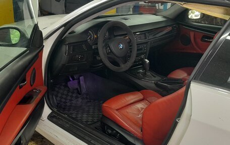BMW 3 серия, 2007 год, 800 000 рублей, 3 фотография